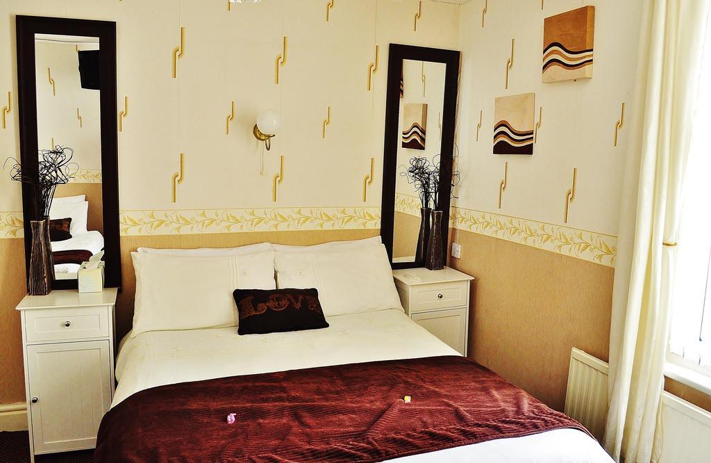 Cheers Hotel Blackpool Habitación foto